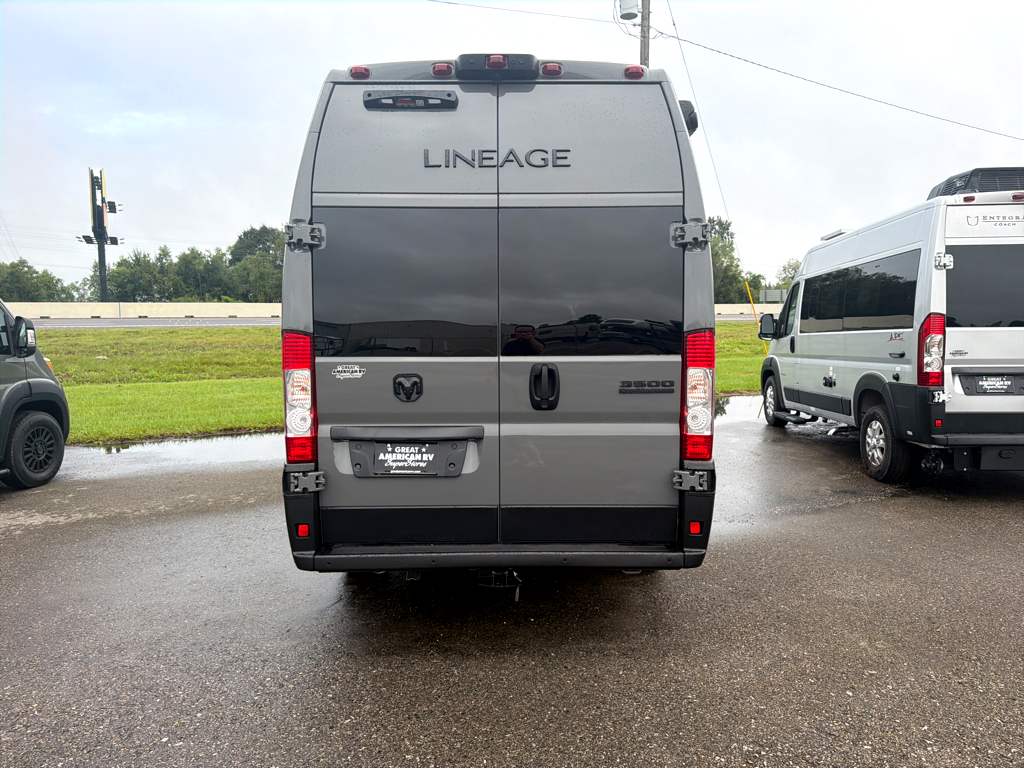 2027 GRAND DESIGN LINEAGE SERIESVP LVP2 - Image 4