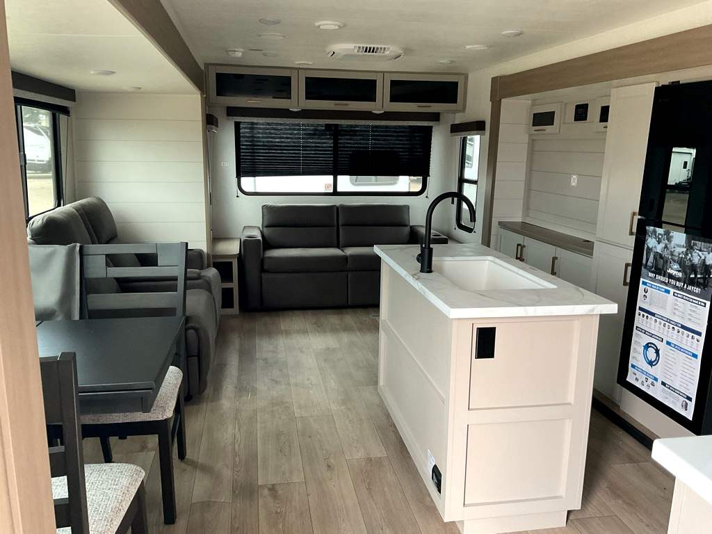 2027 JAYCO Jay Flight 334RTS - Image 6