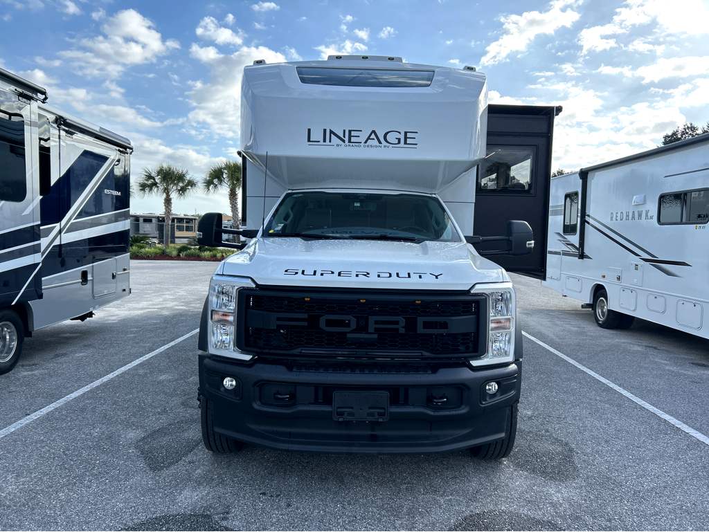 2026 GRAND DESIGN LINEAGE SERIES F 31ZW - Image 2