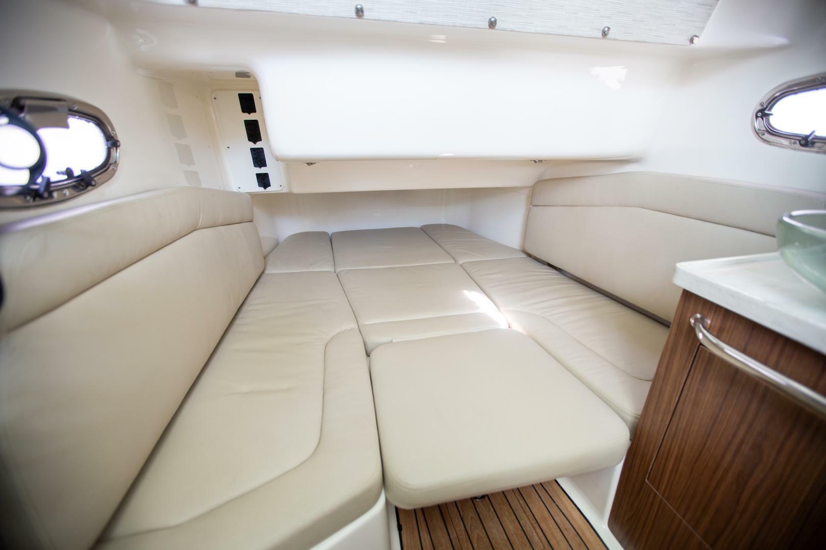 2023 Boston Whaler 380 Outrage - Image 14