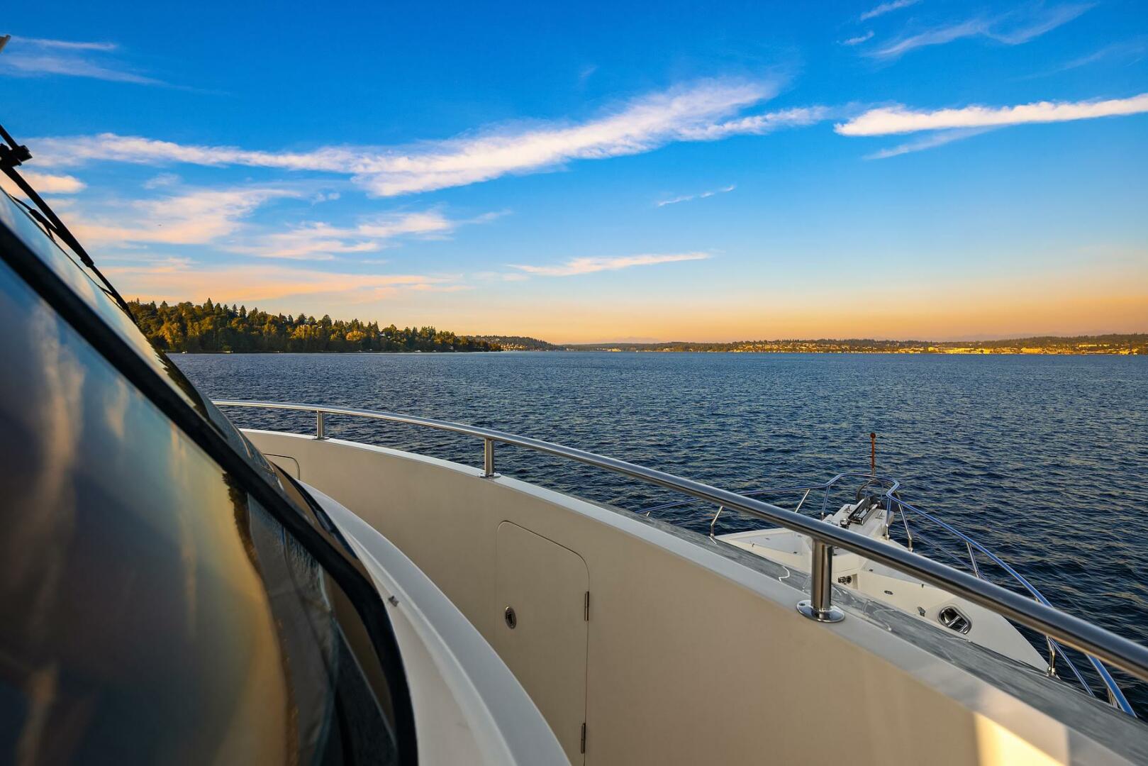 2014 Hampton 720 Skylounge LRC - Image 90