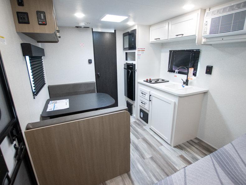 2026 Jayco Jay Flight SLX 170FQ - Image 5