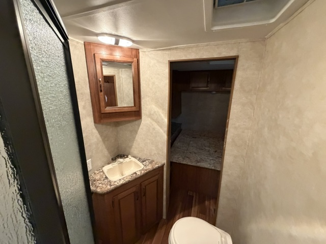 2015 Gulf Stream Innsbruck 25SBW - Image 29