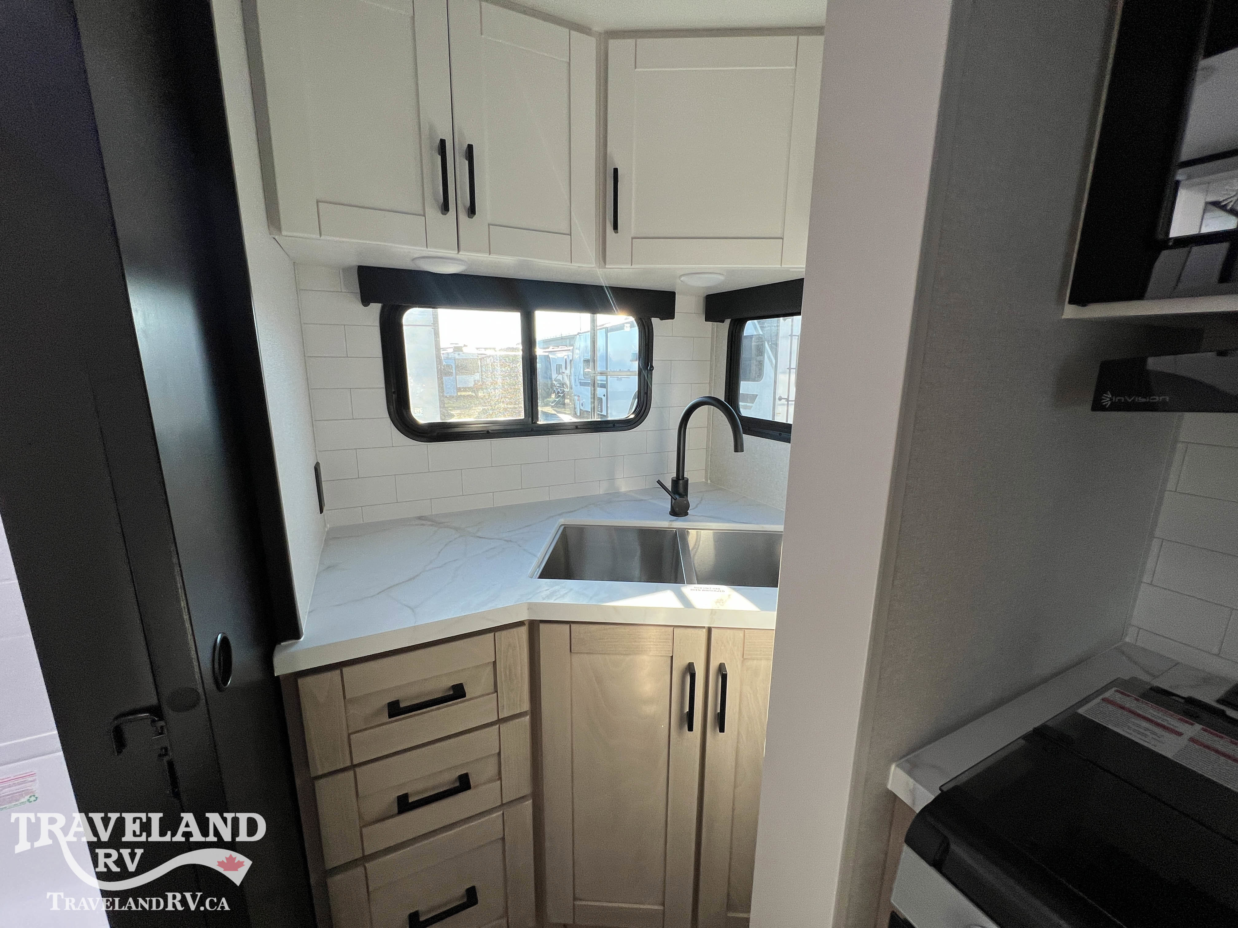 2026 Highland Ridge Range Lite 211RKM - Image 16
