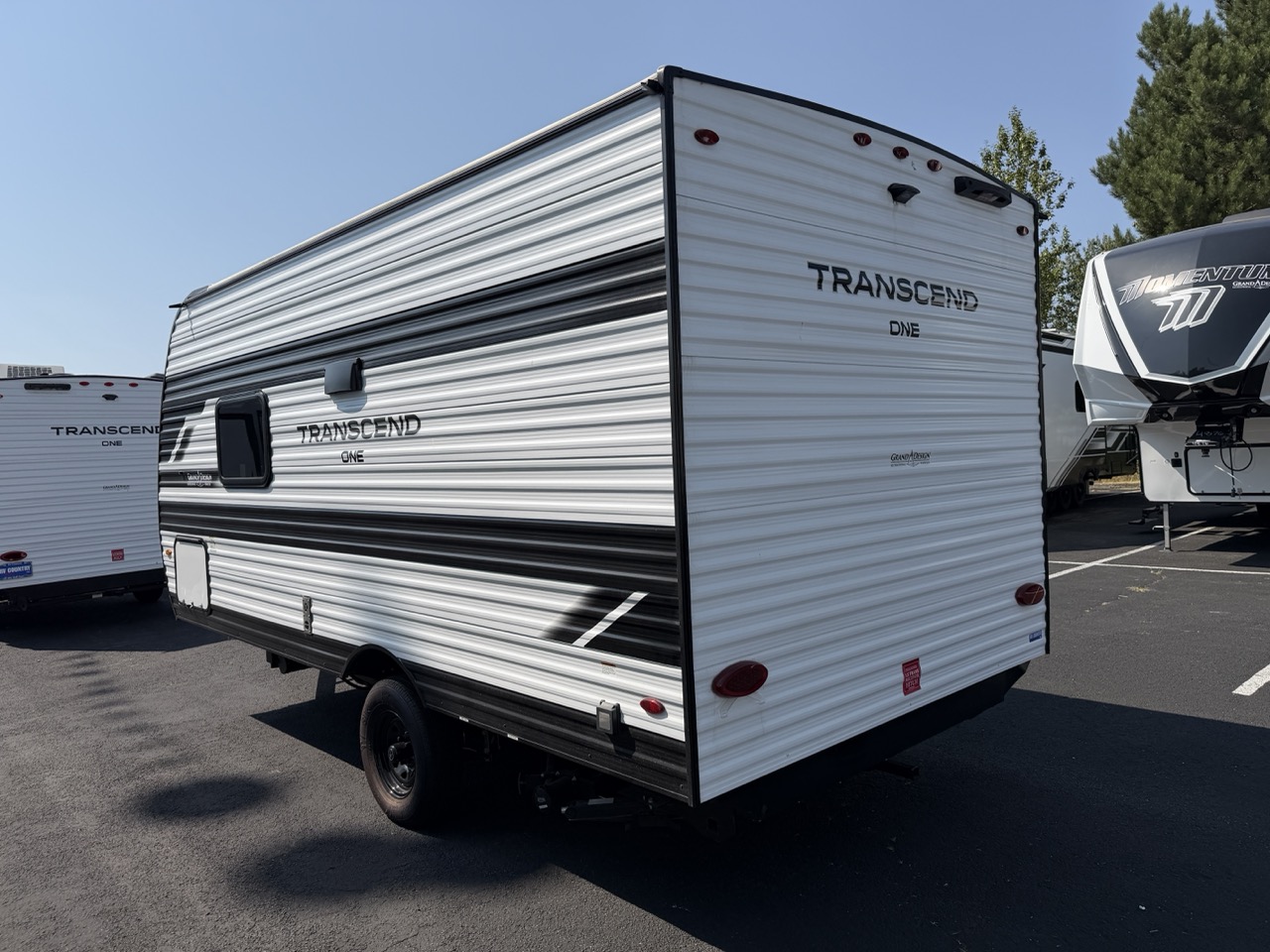 2026 Grand Design Transcend ONE 151RB - Image 2