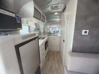 2026 AIRSTREAM BAMBI 20FB - Image 6