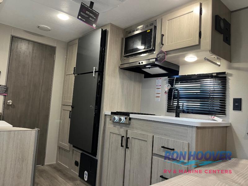 2026 COACHMEN 154RBX - Image 14