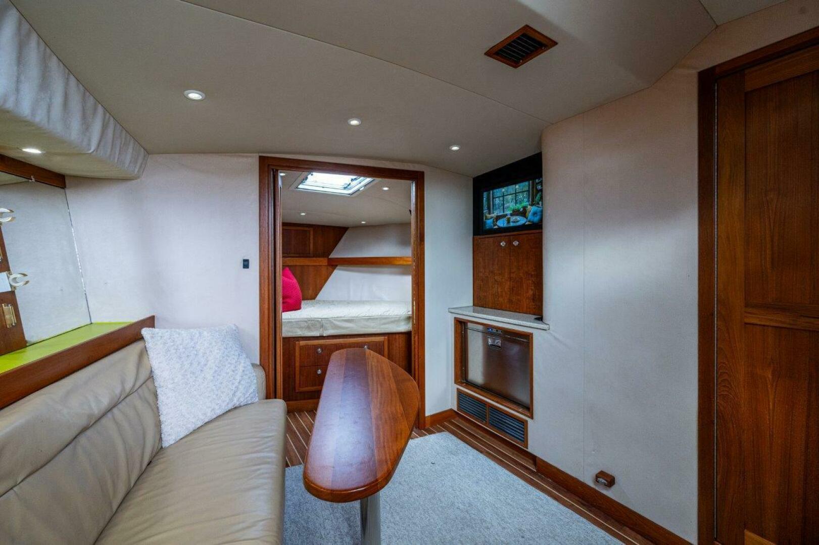 2007 Albemarle 36 Express - Image 17