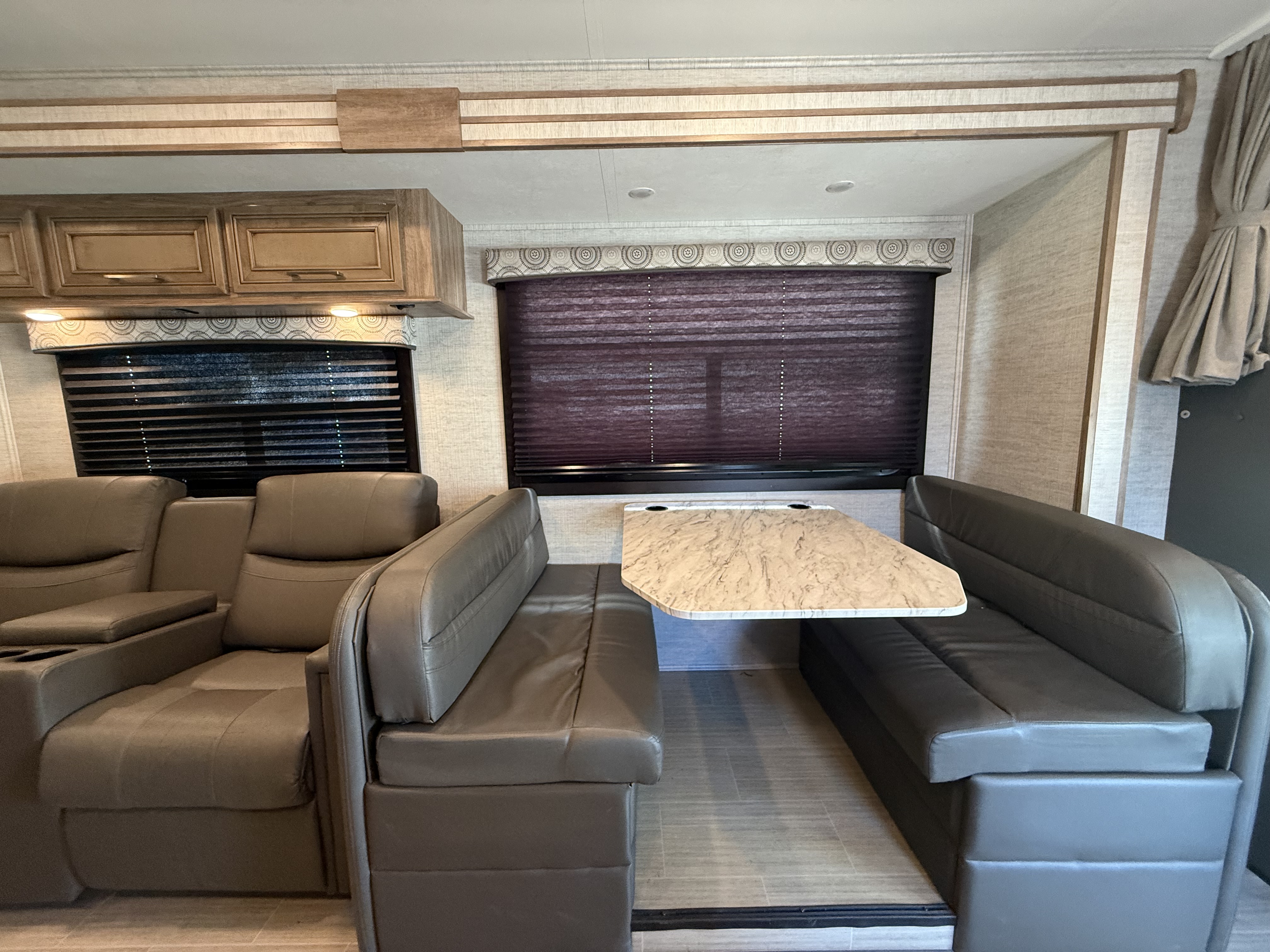 2021 Entegra Coach Odyssey 30Z - Image 24