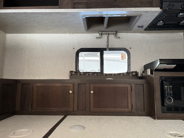 2019 Starcraft Launch Outfitter 24RLS - Image 21
