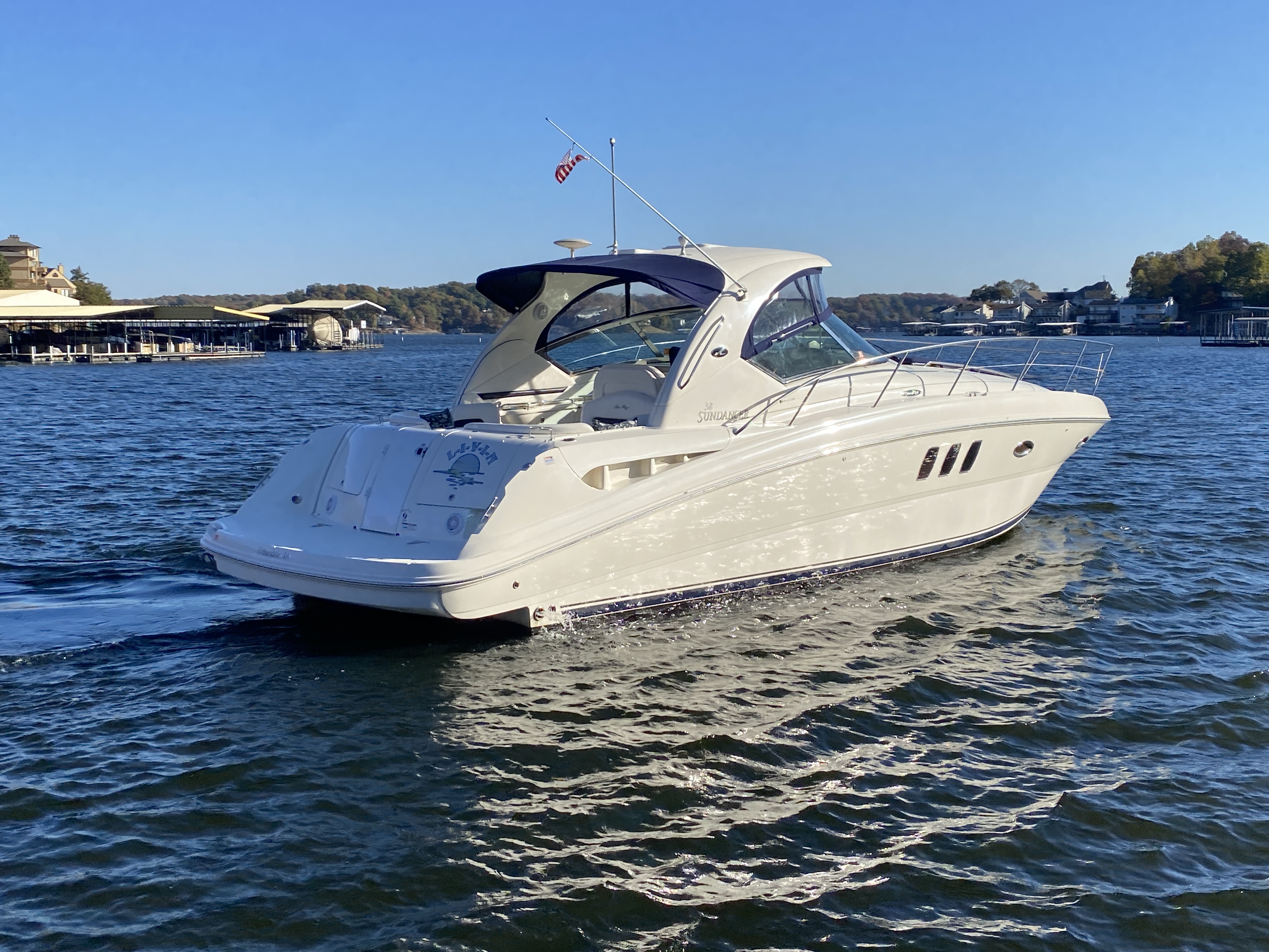 2006 Sea Ray 38 Sundancer - Image 8