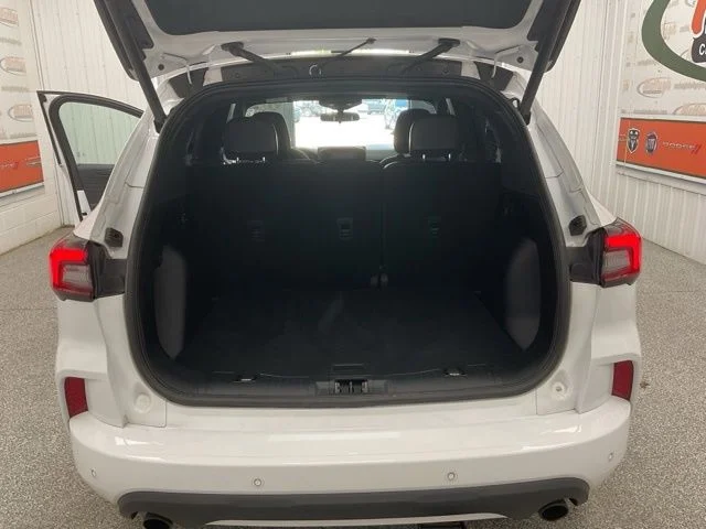2023 Ford Escape Utility 4D ST Line 2WD - Image 22