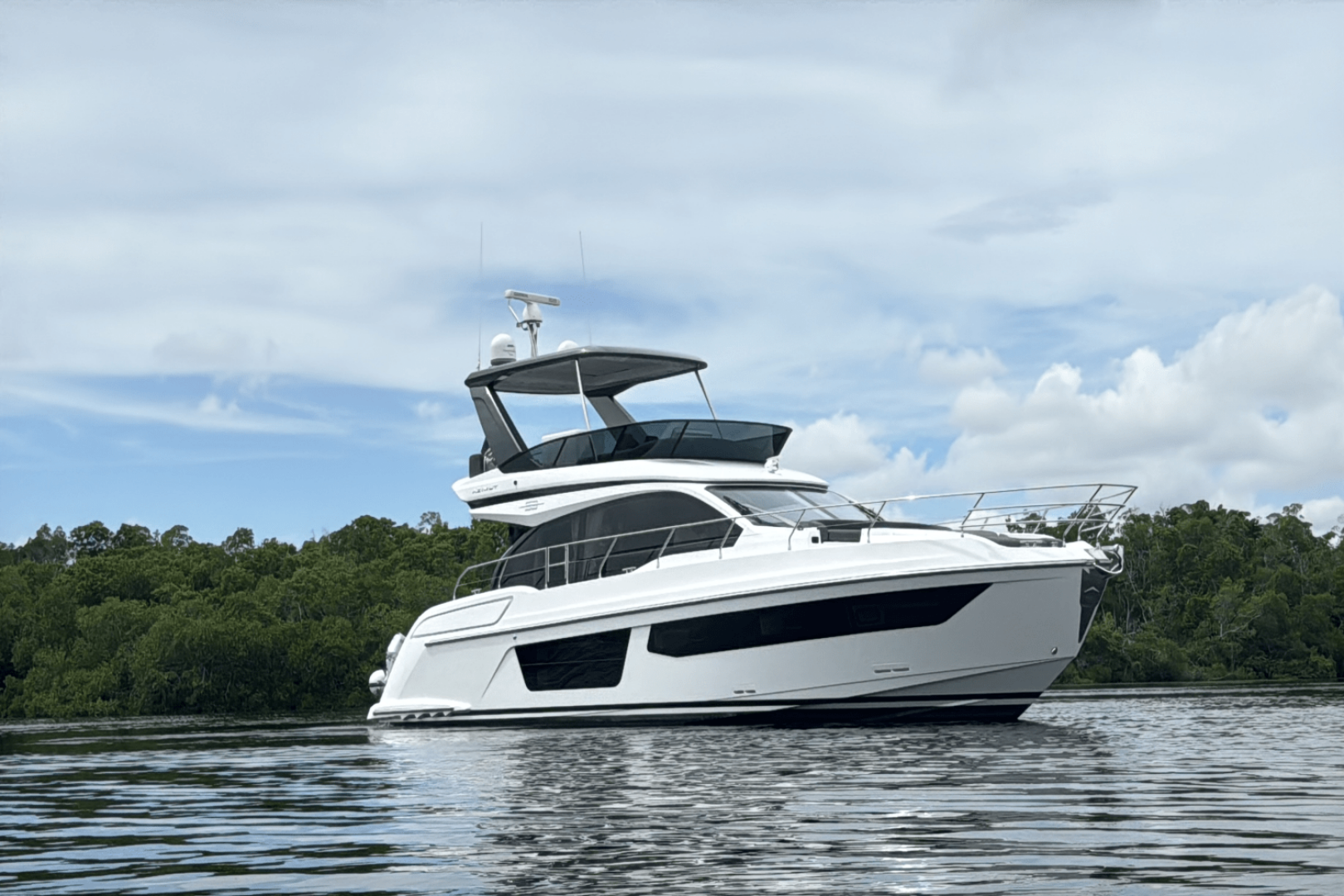 2023 Azimut Azimut 53 FLY Base - Image 8