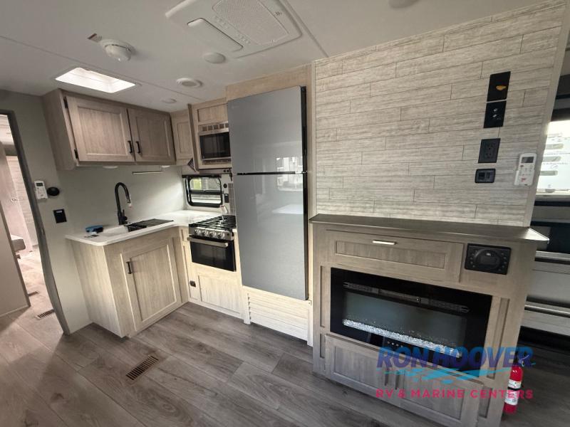 2026 COACHMEN 333DORM - Image 15