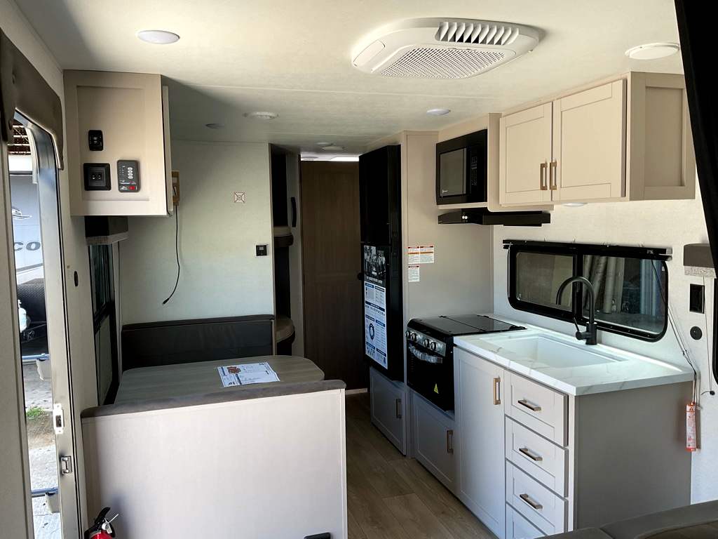 2027 JAYCO Jay Flight 260BH - Image 8