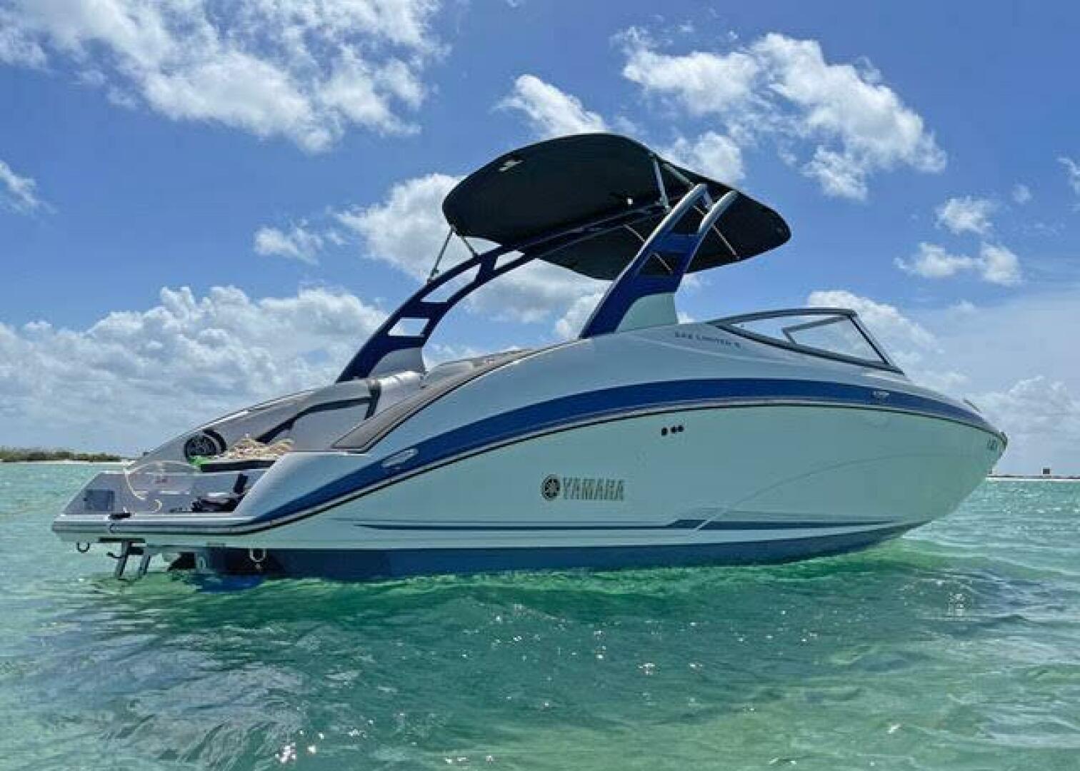 2018 Yamaha Boats - Image 16