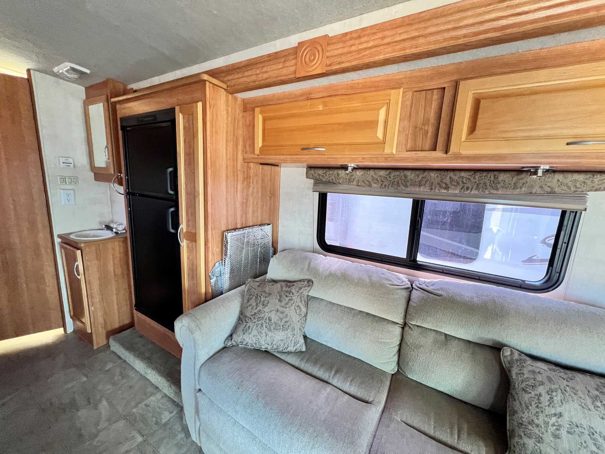 2010 Fleetwood Quest 24SL - Image 19