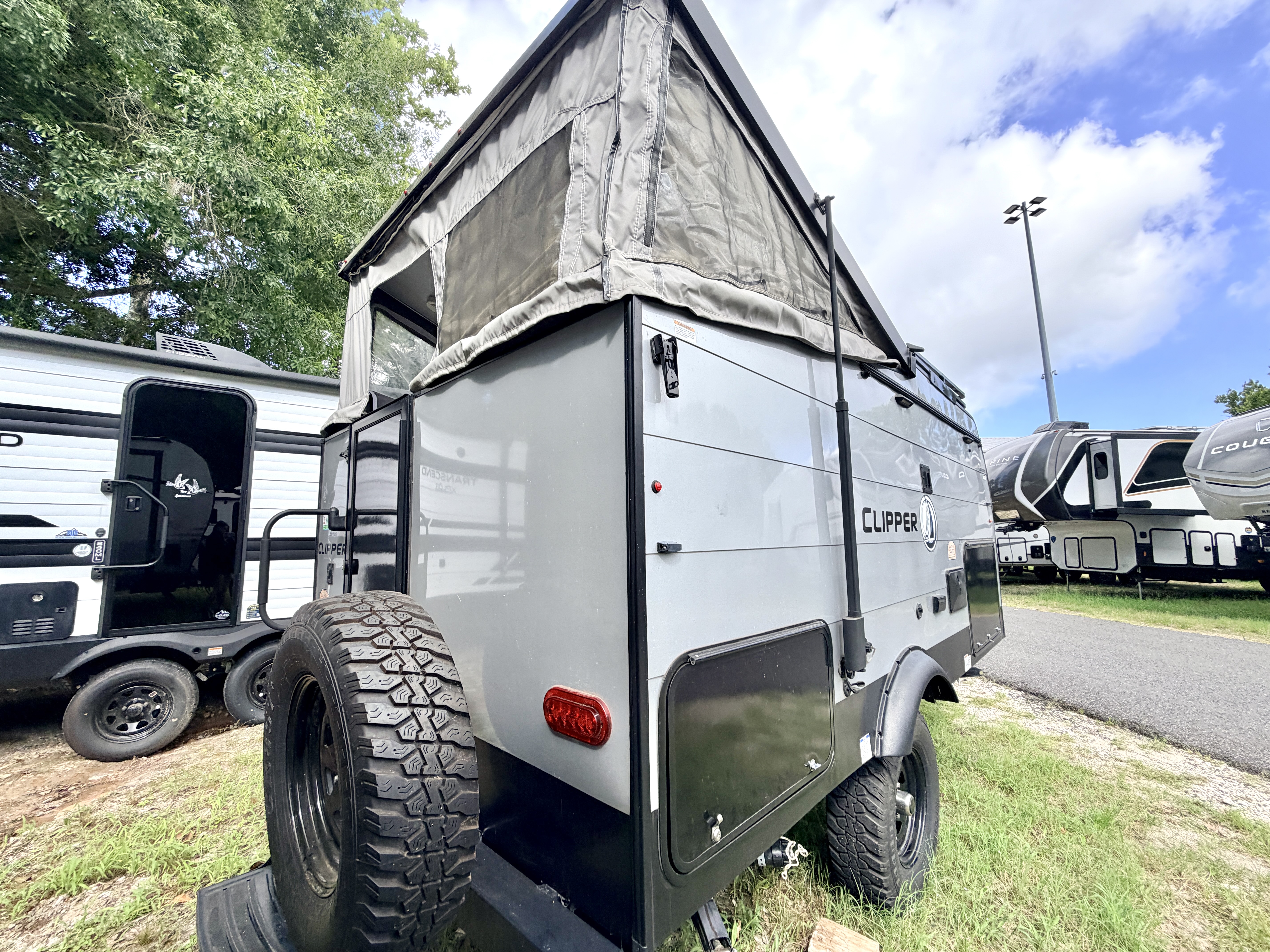 2023 Coachmen Clipper Express 12.0TD PRO - Image 11