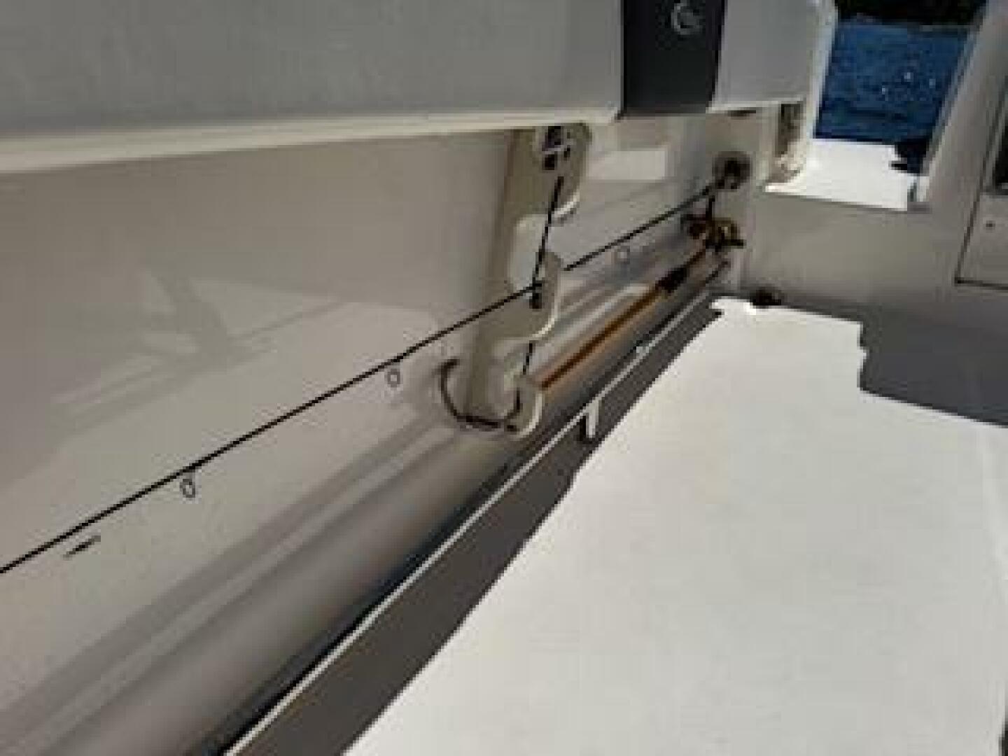 2022 Robalo R242 Center Console Base - Image 26