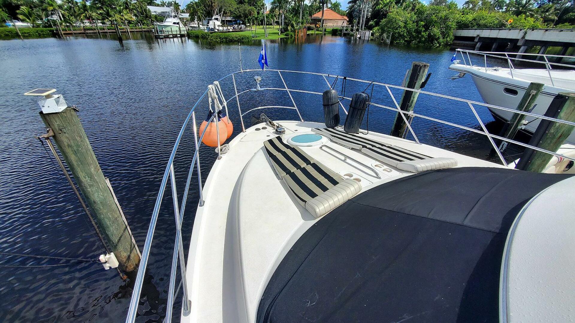 2004 Meridian 408 - Image 63