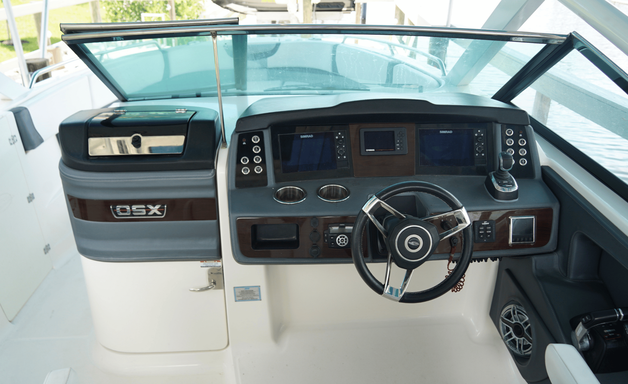 2021 CHAPARRAL 280 OSX - Image 21