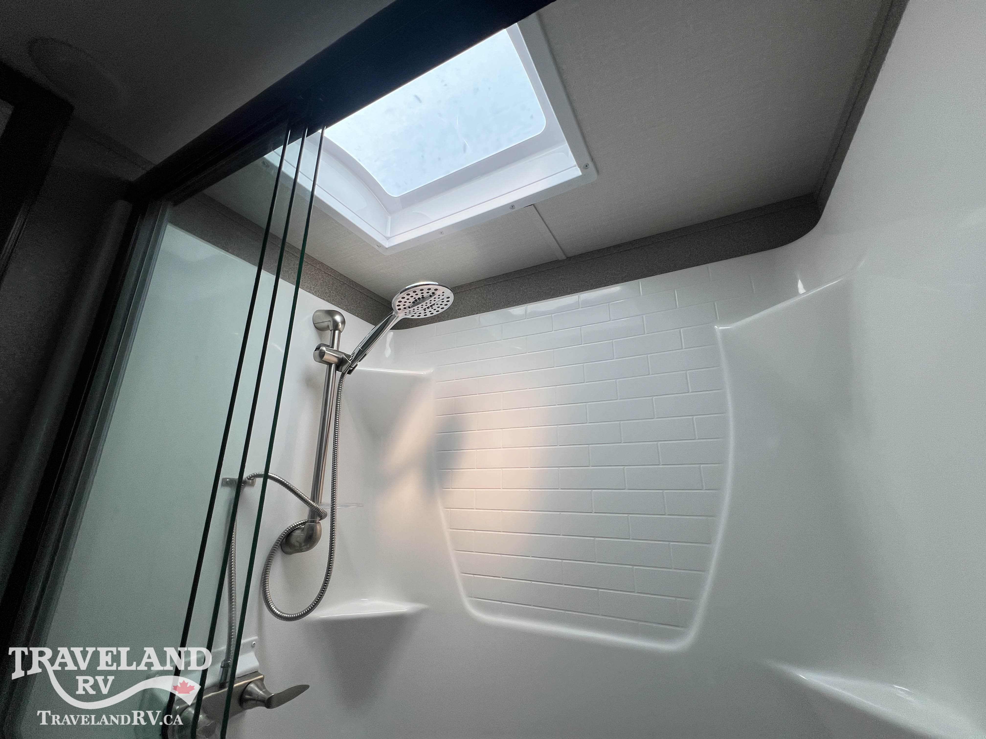2021 Grand Design Solitude 380FL - Image 21