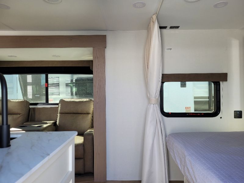 2026 Grand Design Transcend XPLOR 23BHX - Image 3