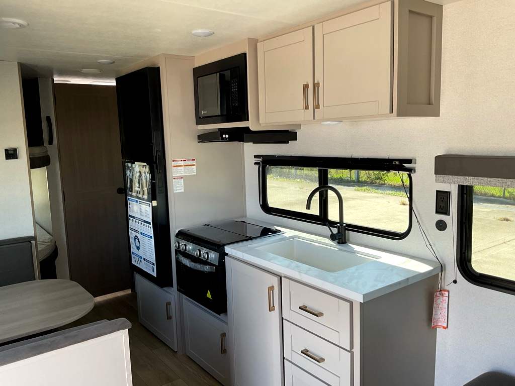 2027 JAYCO Jay Flight 260BH - Image 14