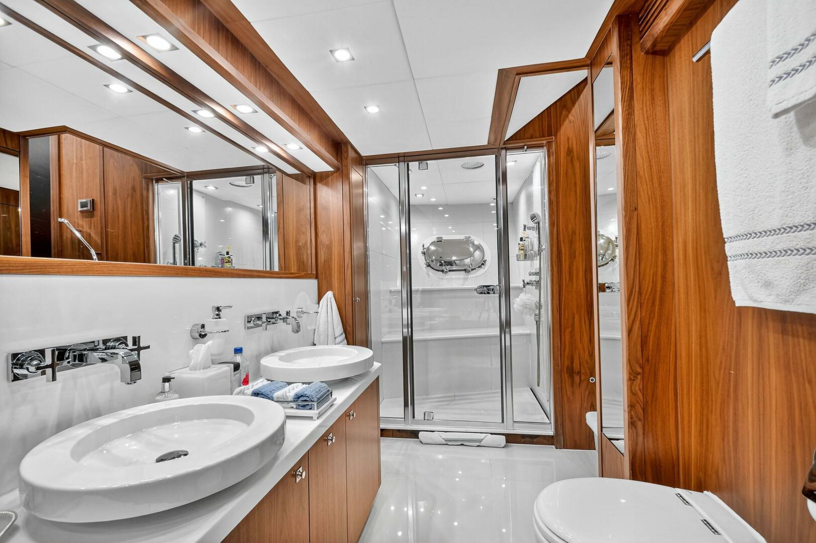 2010 Sunseeker 40m - Image 17