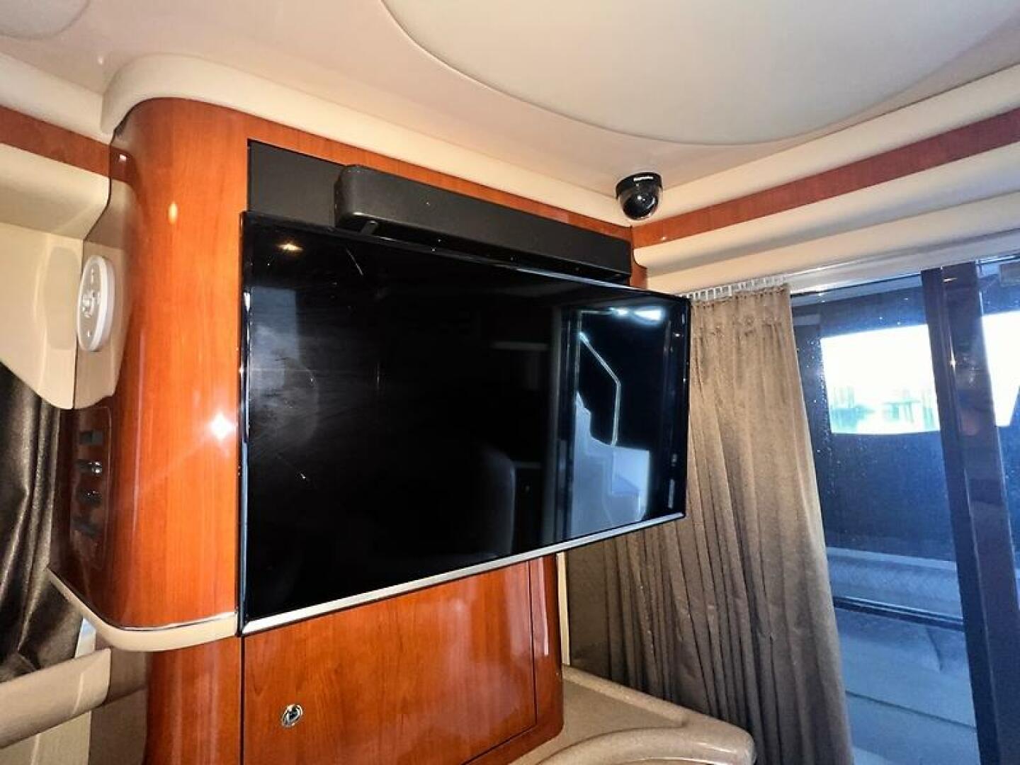 2003 Sea Ray 480 Sedan Bridge - Image 32