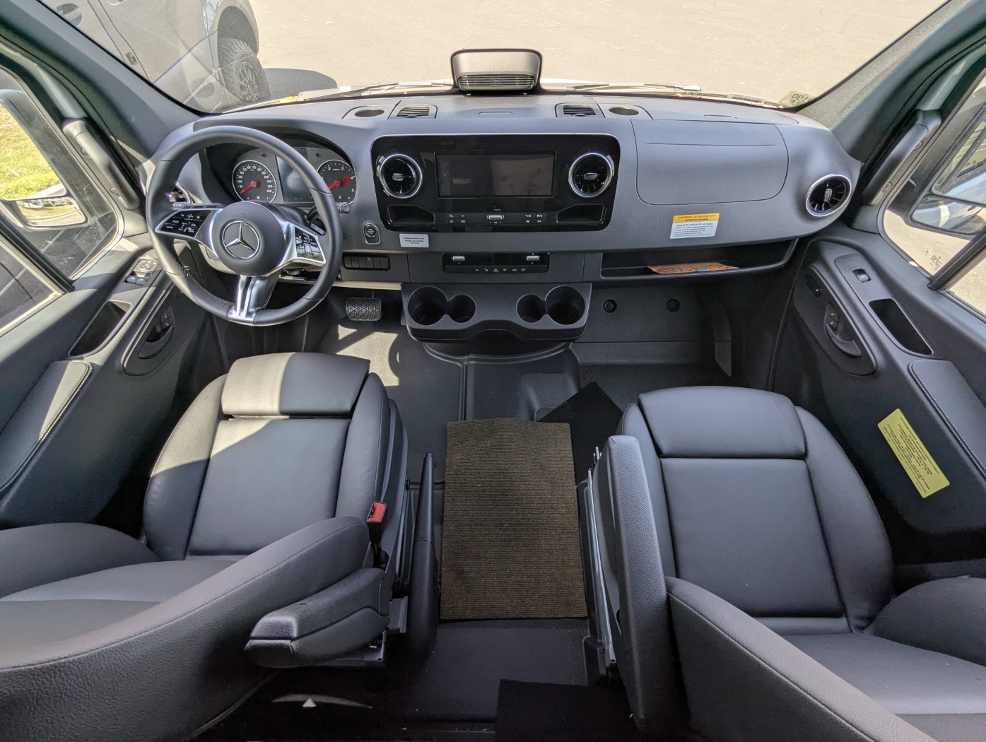 2027 Winnebago Revel Sport 44N - Image 8