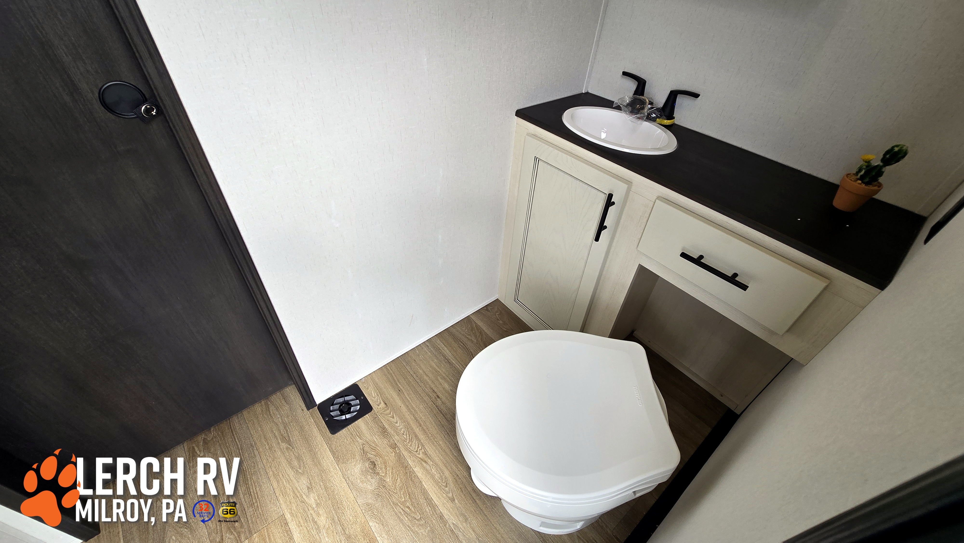2027 Forest River Sabre 36DBB - Image 13