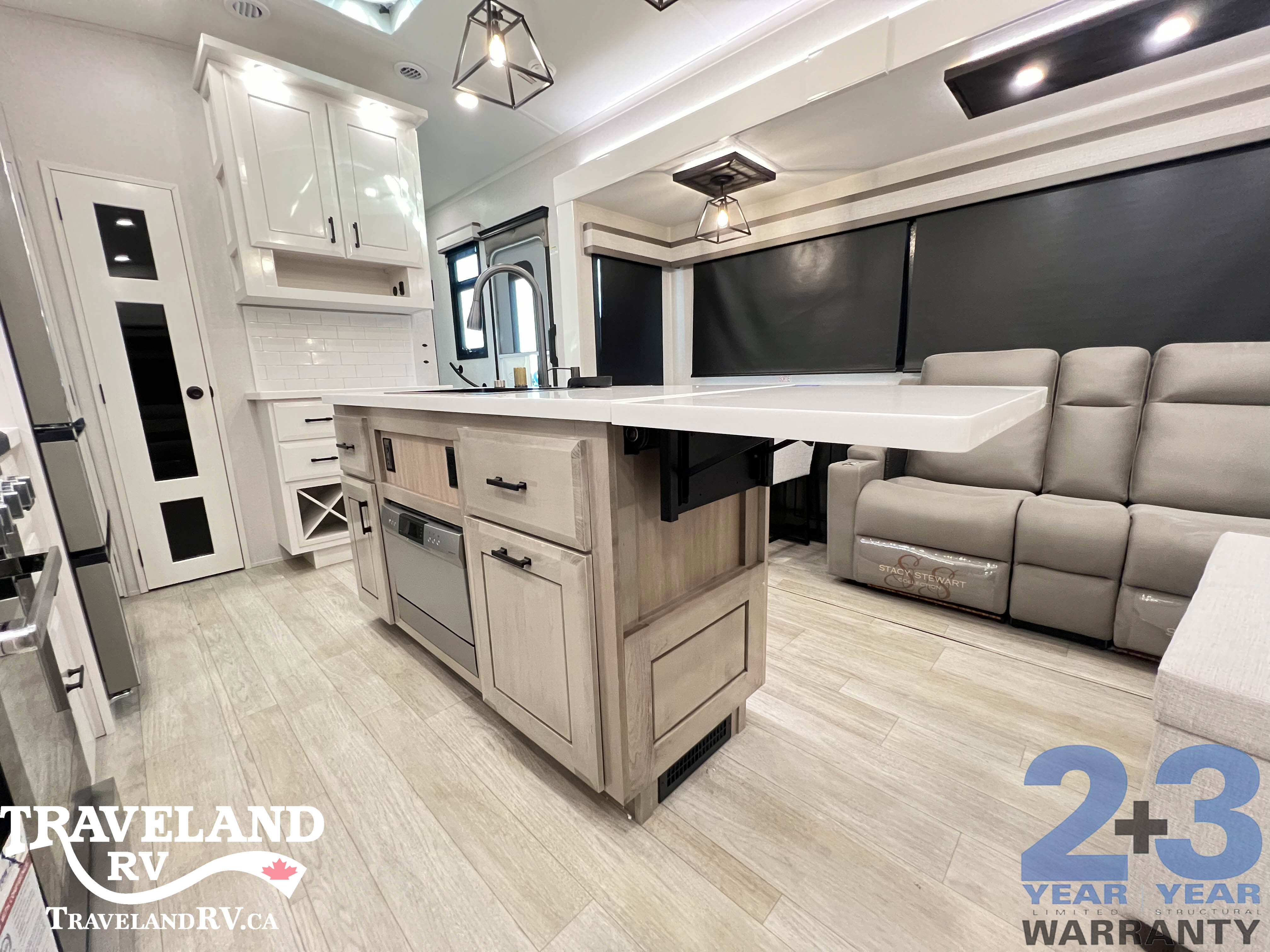 2026 Jayco Pinnacle 32RLTS - Image 24