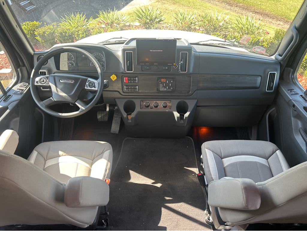 2026 THOR MOTOR COACH PASADENA 38DX - Image 55