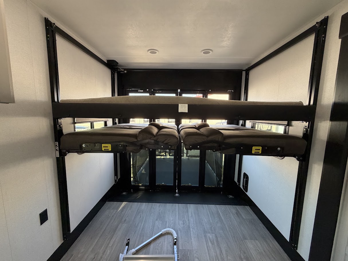 2027 JAYCO SEISMIC 265 - Image 15