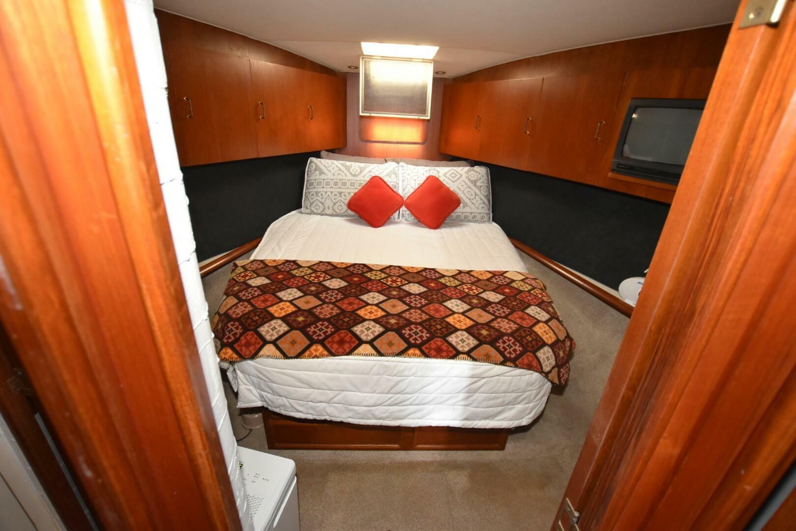 1993 Ocean Yachts 44 Motoryacht - Image 44