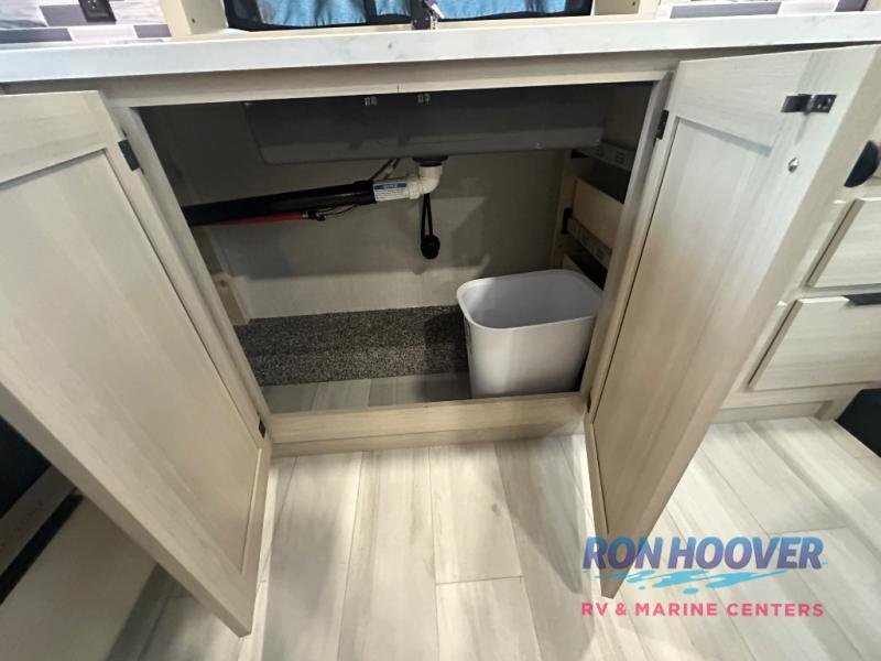 2026 FOREST RIVER 37GALLEY - Image 17