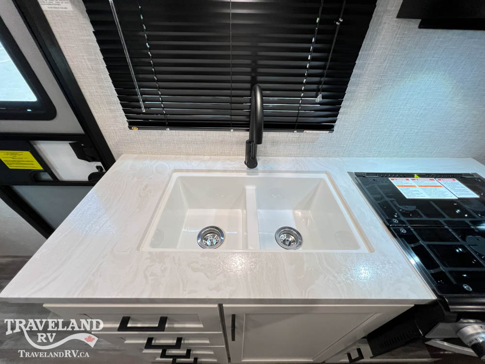 2025 Jayco Jay Flight SLX 210QBW - Image 16