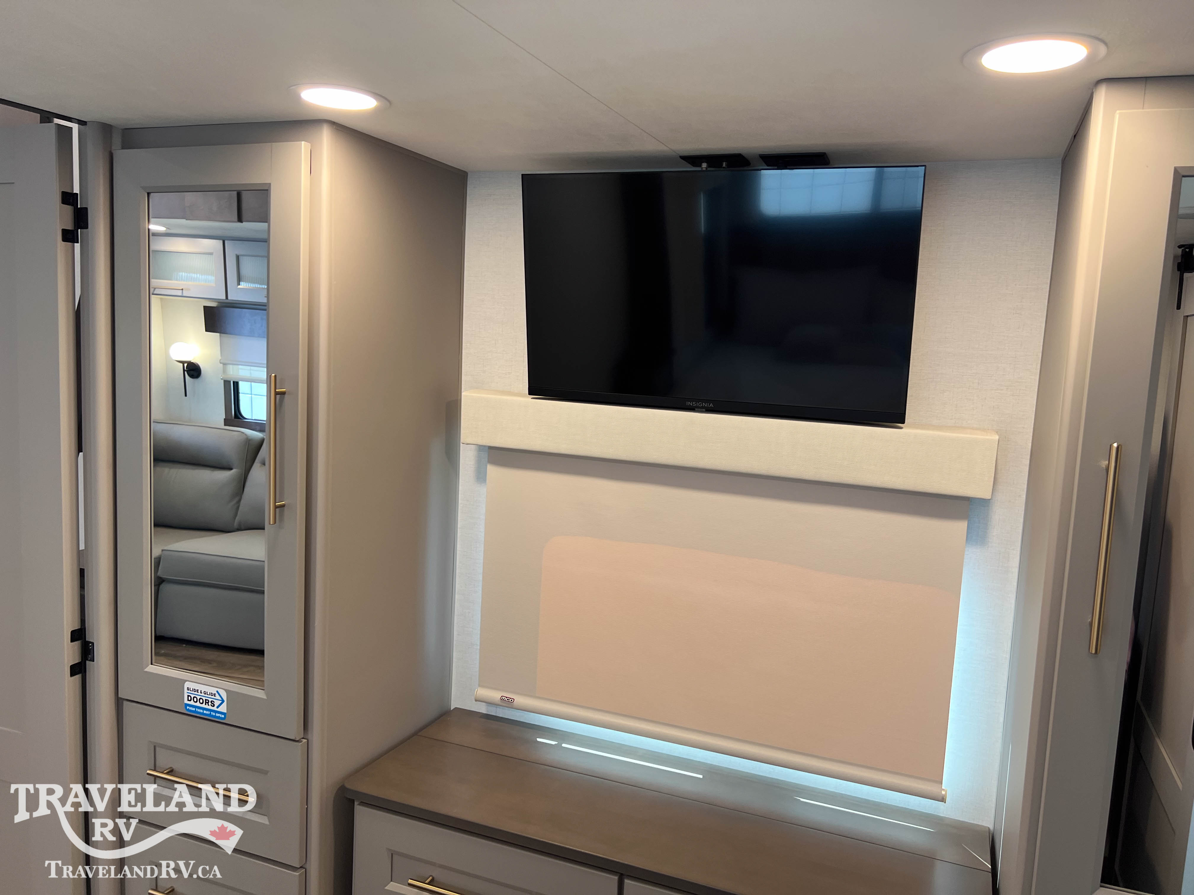 2026 Alliance RV Paradigm 395DS - Image 33