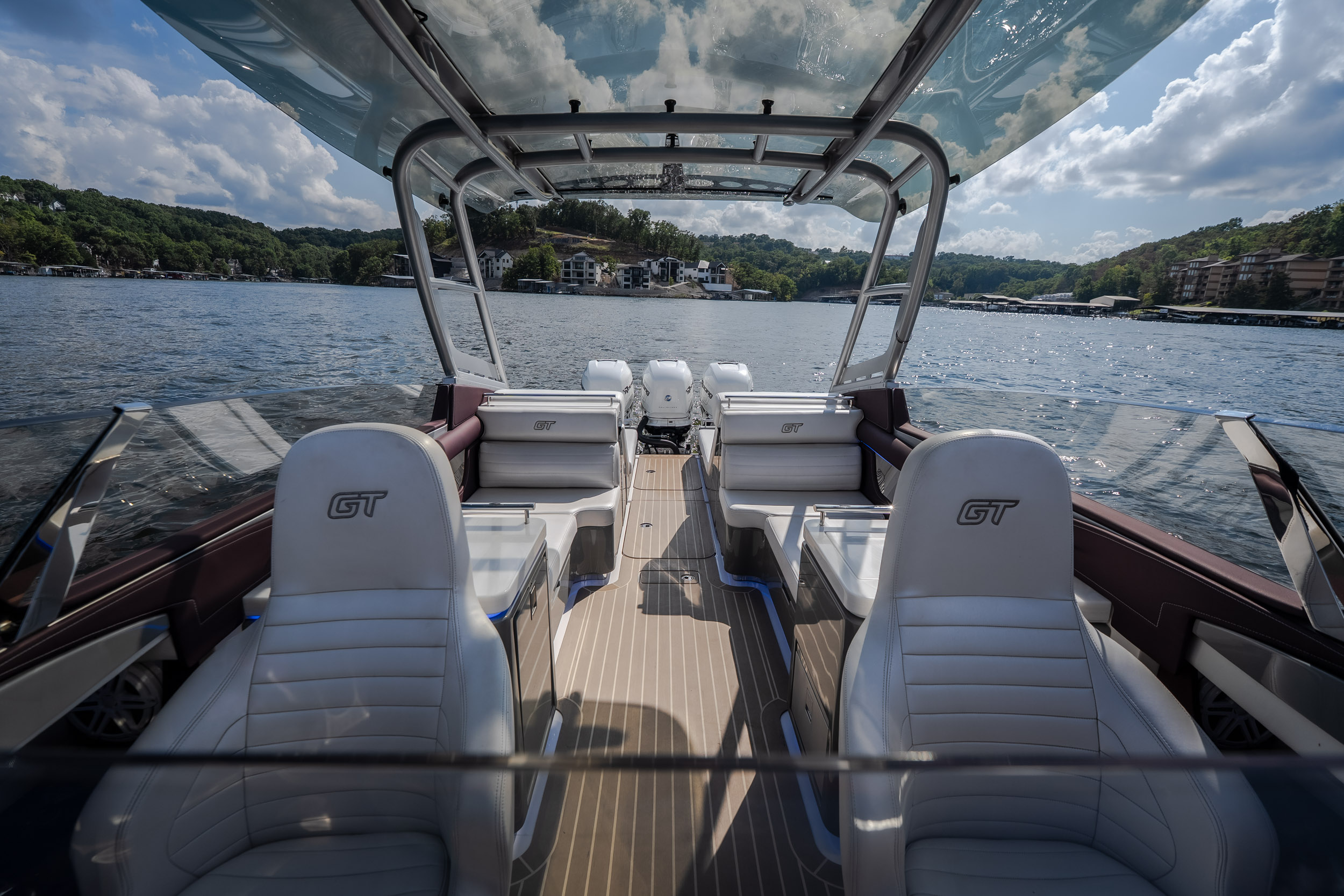 2019 Donzi 41 GT - Image 18