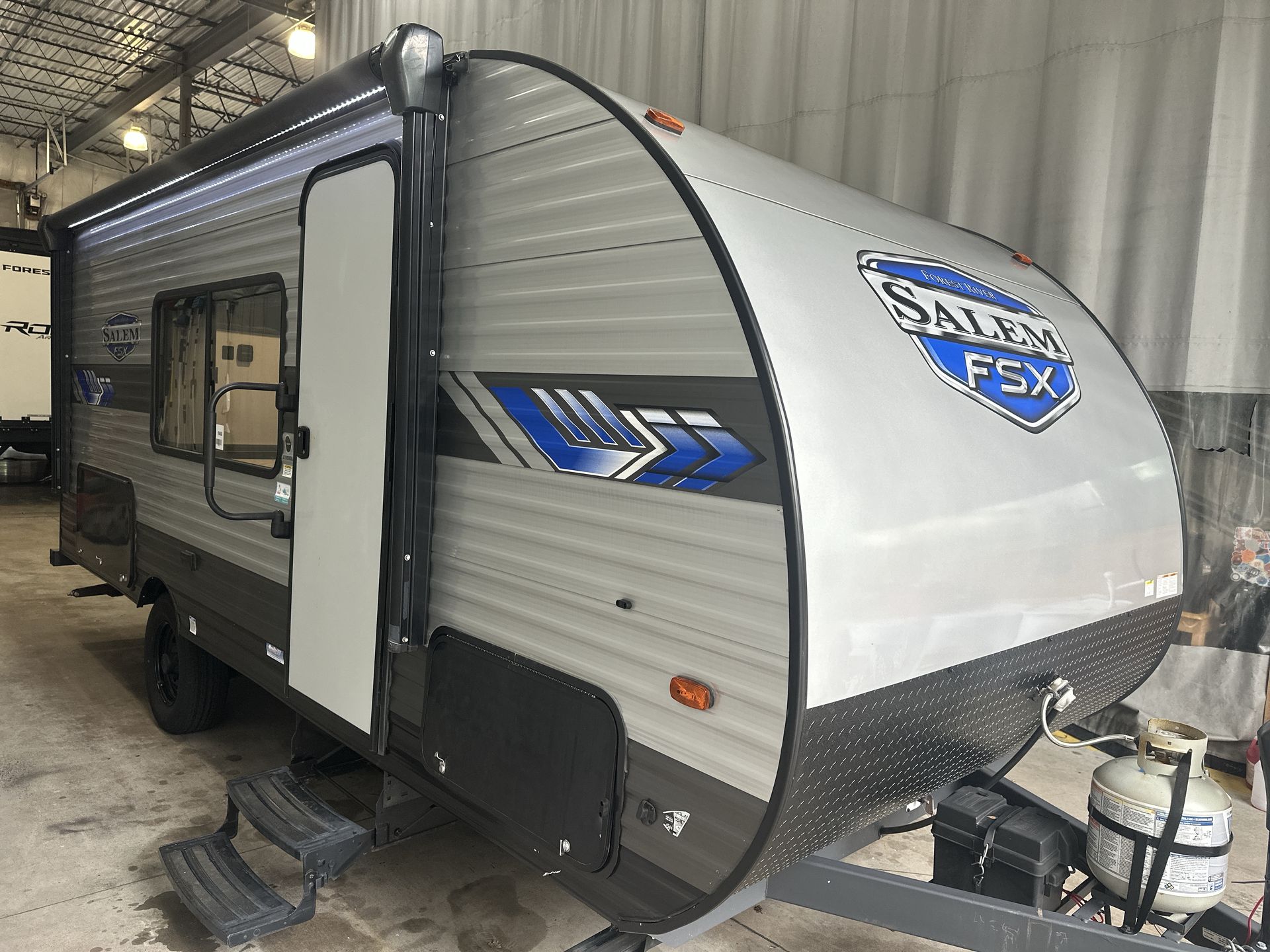 2022 Forest River Salem Fsx 179dbk