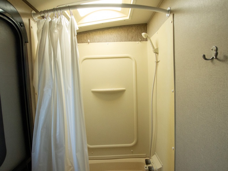 2016 Dutchmen RV Aerolite 242BHSL - Image 20