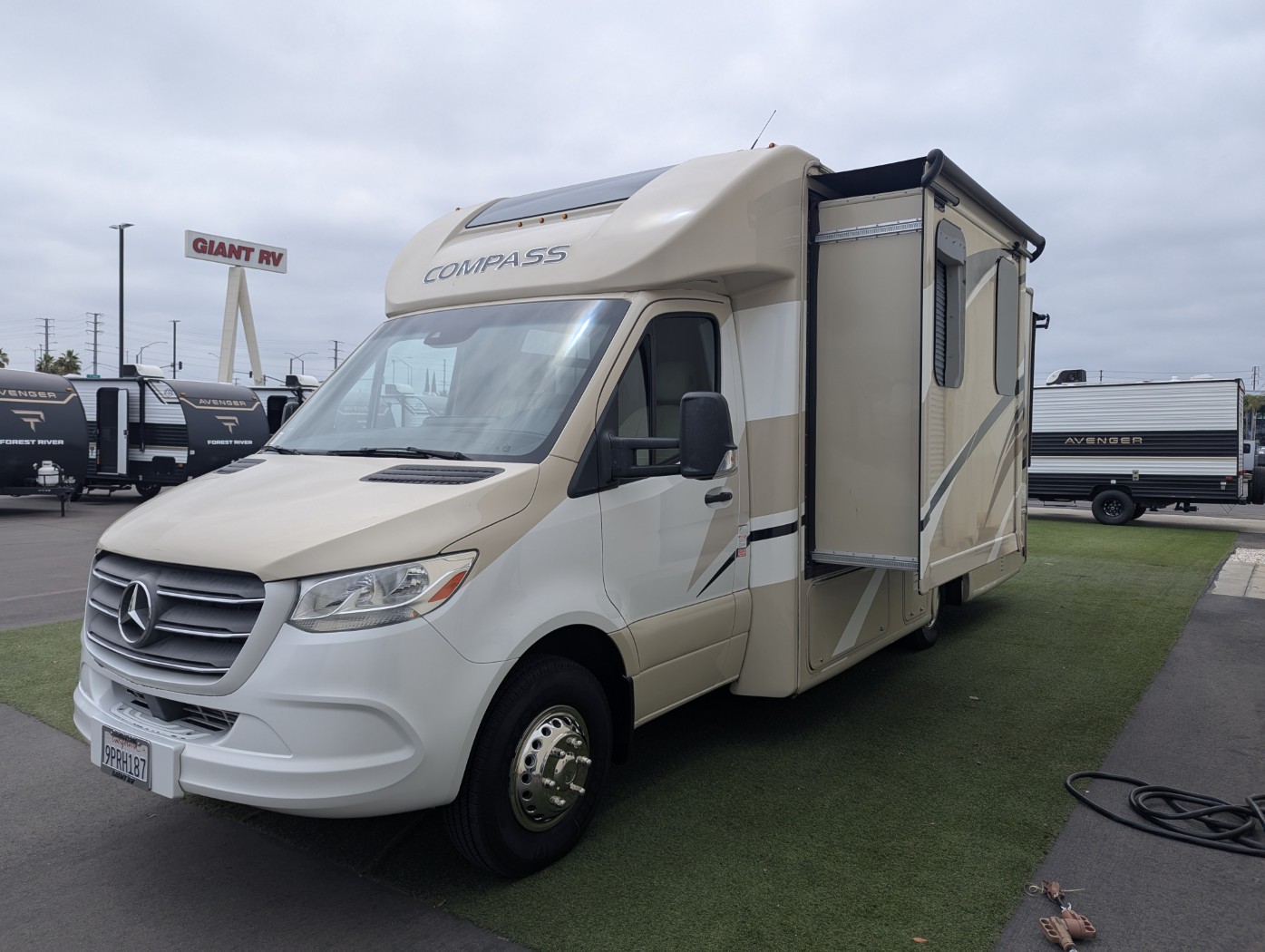 2020 Thor Motor Coach Compass RUV 24SX - Image 3