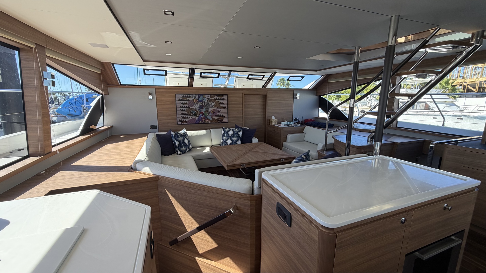 2025 Aquila 54 ENCLOSED BRIDGE - Image 41