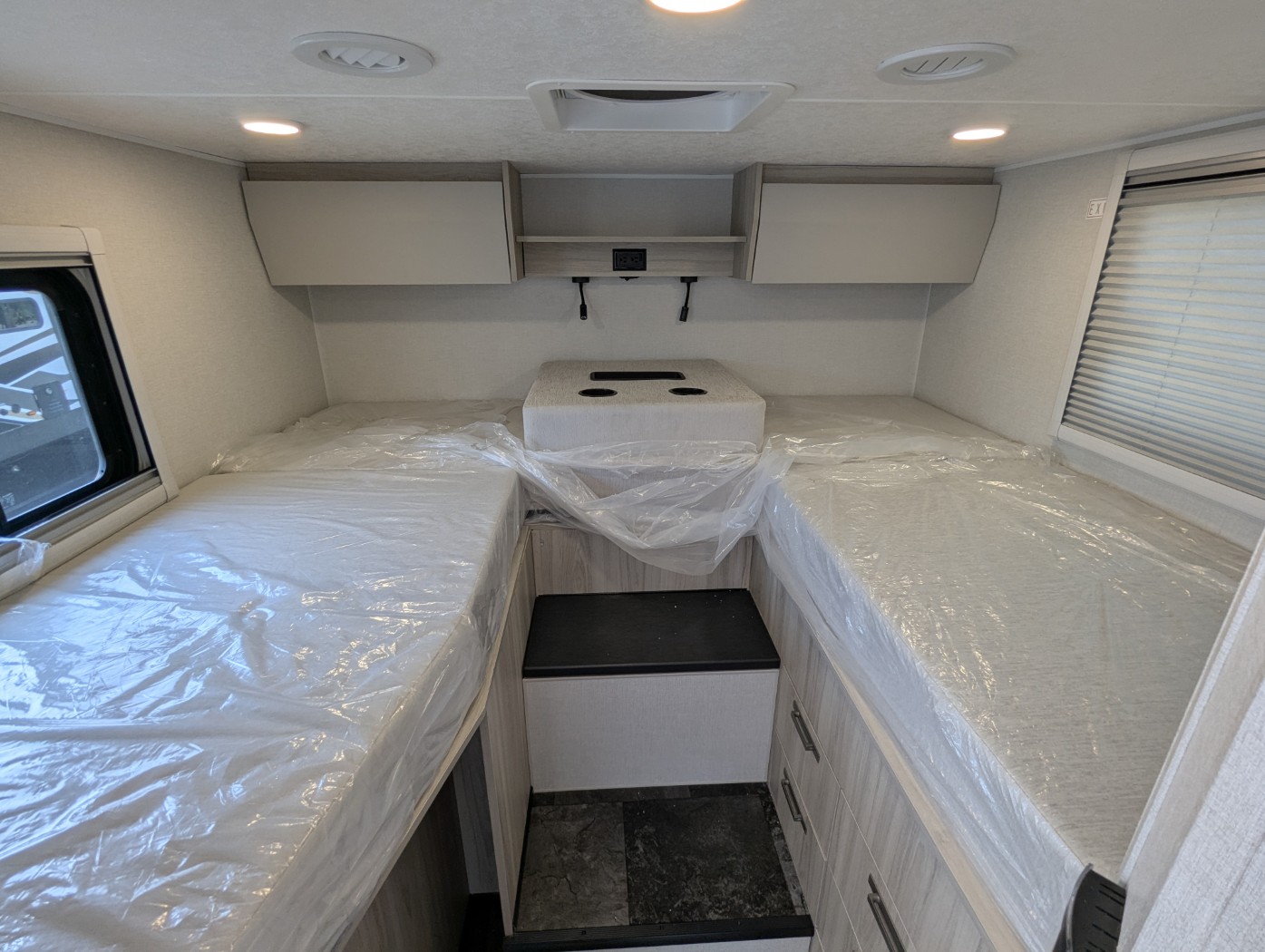 2026 Coachmen Cross Trail EV 26TB - ATH Edition - Image 34