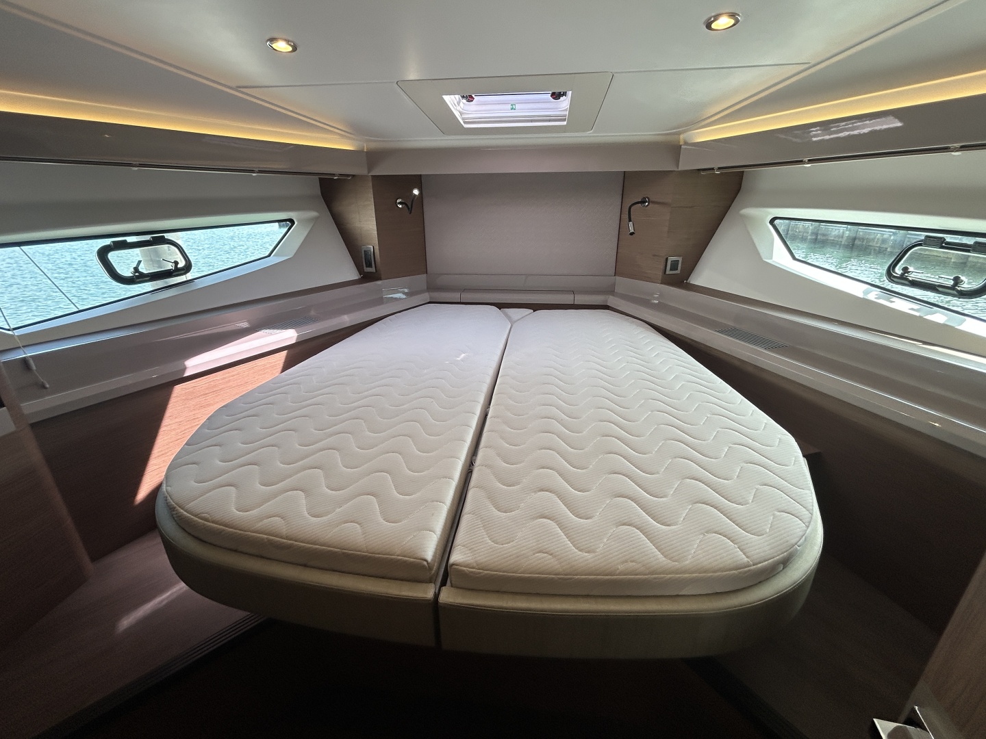 2018 Beneteau GRAN TURISMO 50 - Image 26