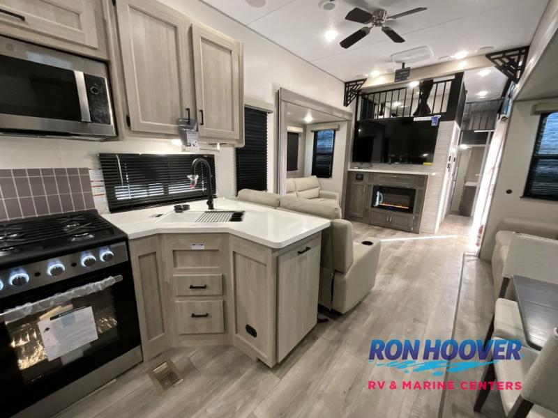 2026 COACHMEN CATALINA 44CONDO - Image 7