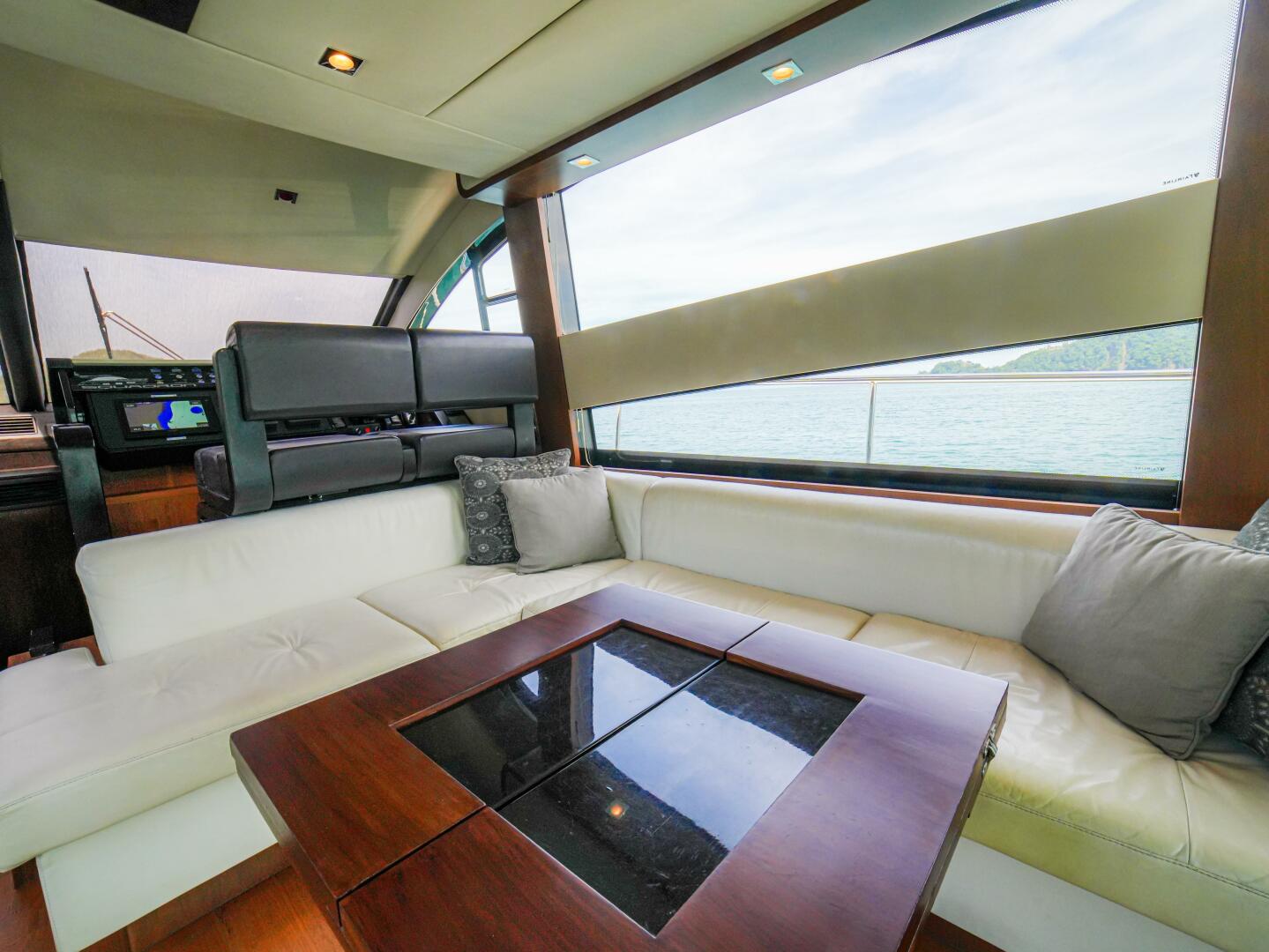 2014 Fairline 50 - Image 29
