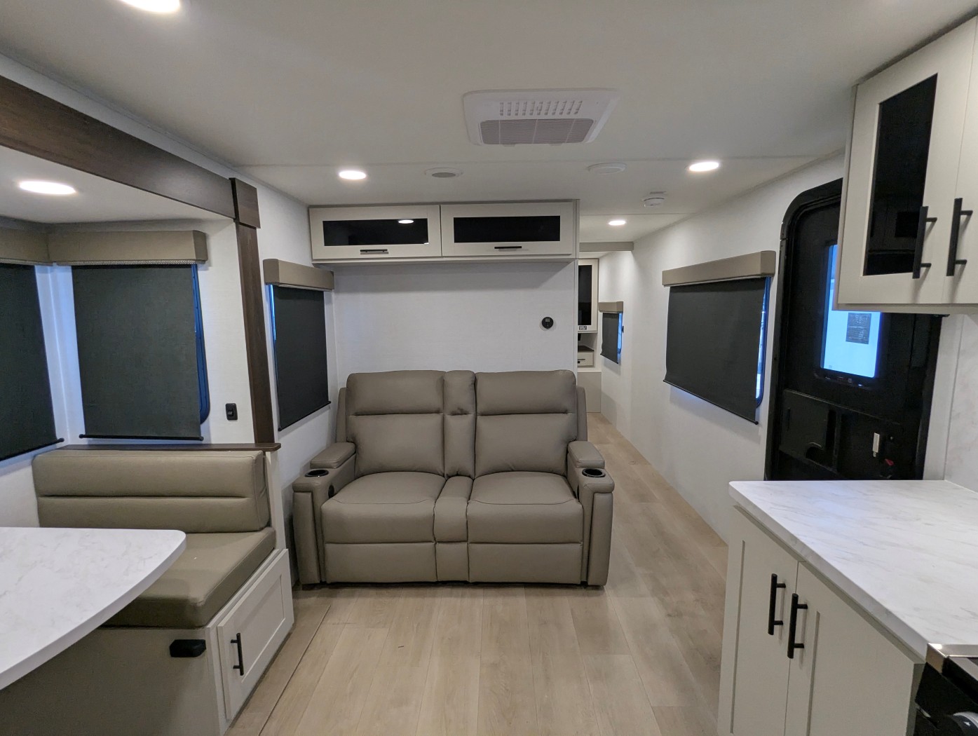 2027 Alliance RV Delta RE250 - Image 33