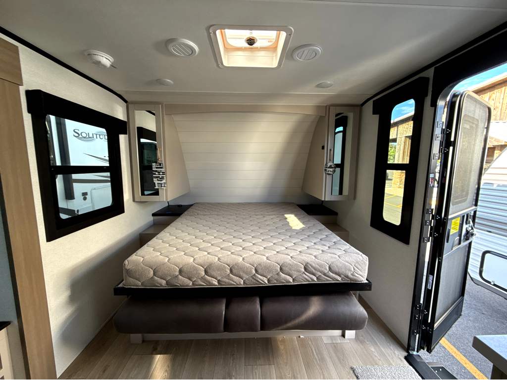 2027 JAYCO JAY FEATHER 19MRK - Image 11